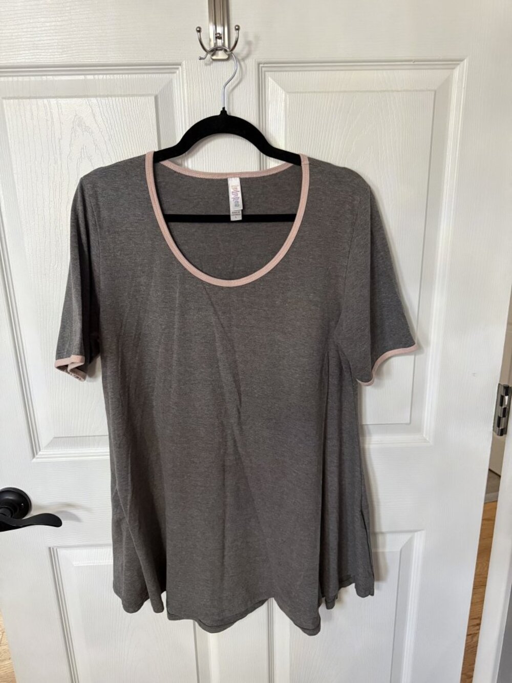 LuLaRoe Short Sleeve Tunic Bundle Of 4 Size Large
